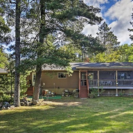 Lakefront Family Getaway With Private Deck And Dock! Villa Conover Eksteriør billede